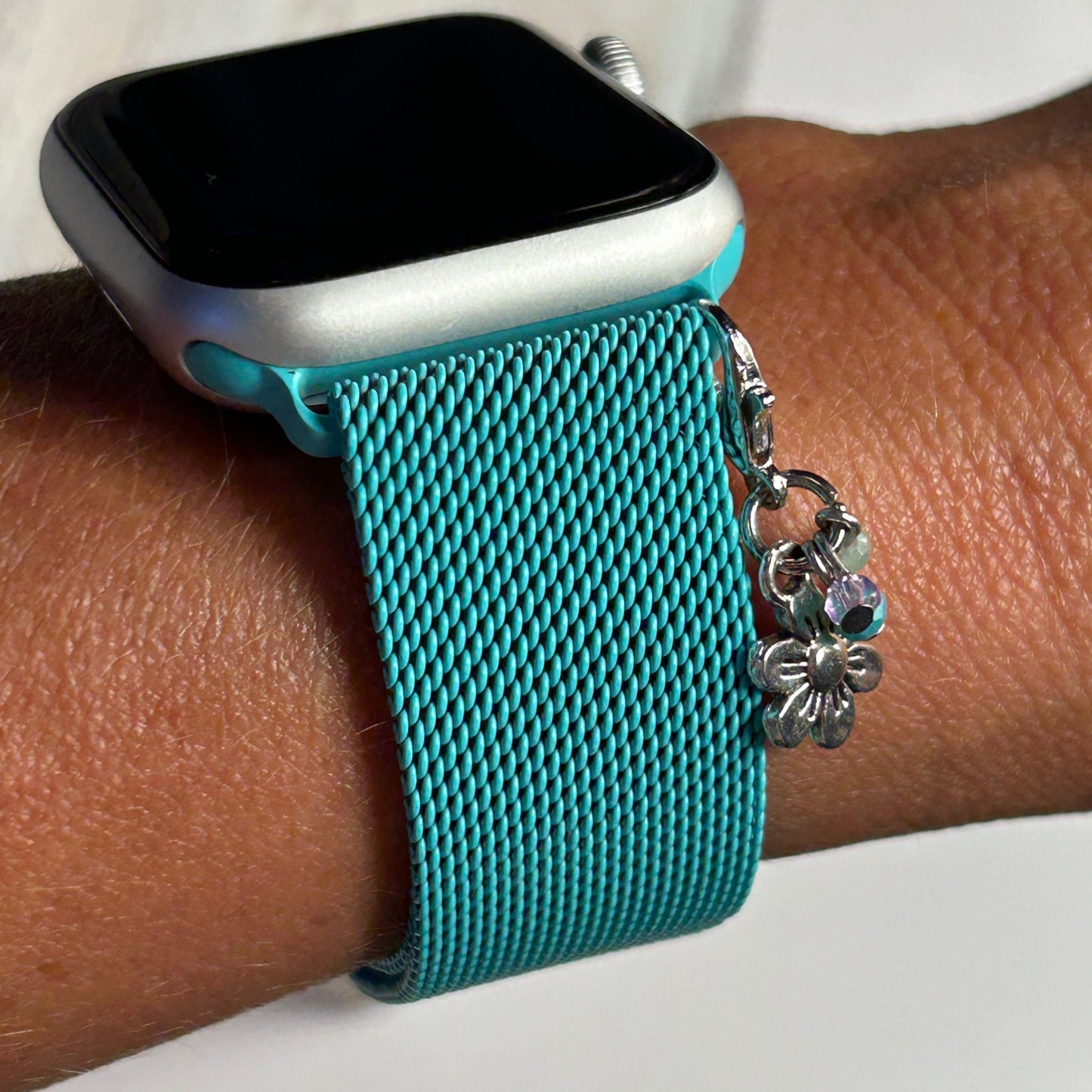 Sky Blue Milanese Style Watchband with Flower Charm Set for Apple Watch 38/40/41mm