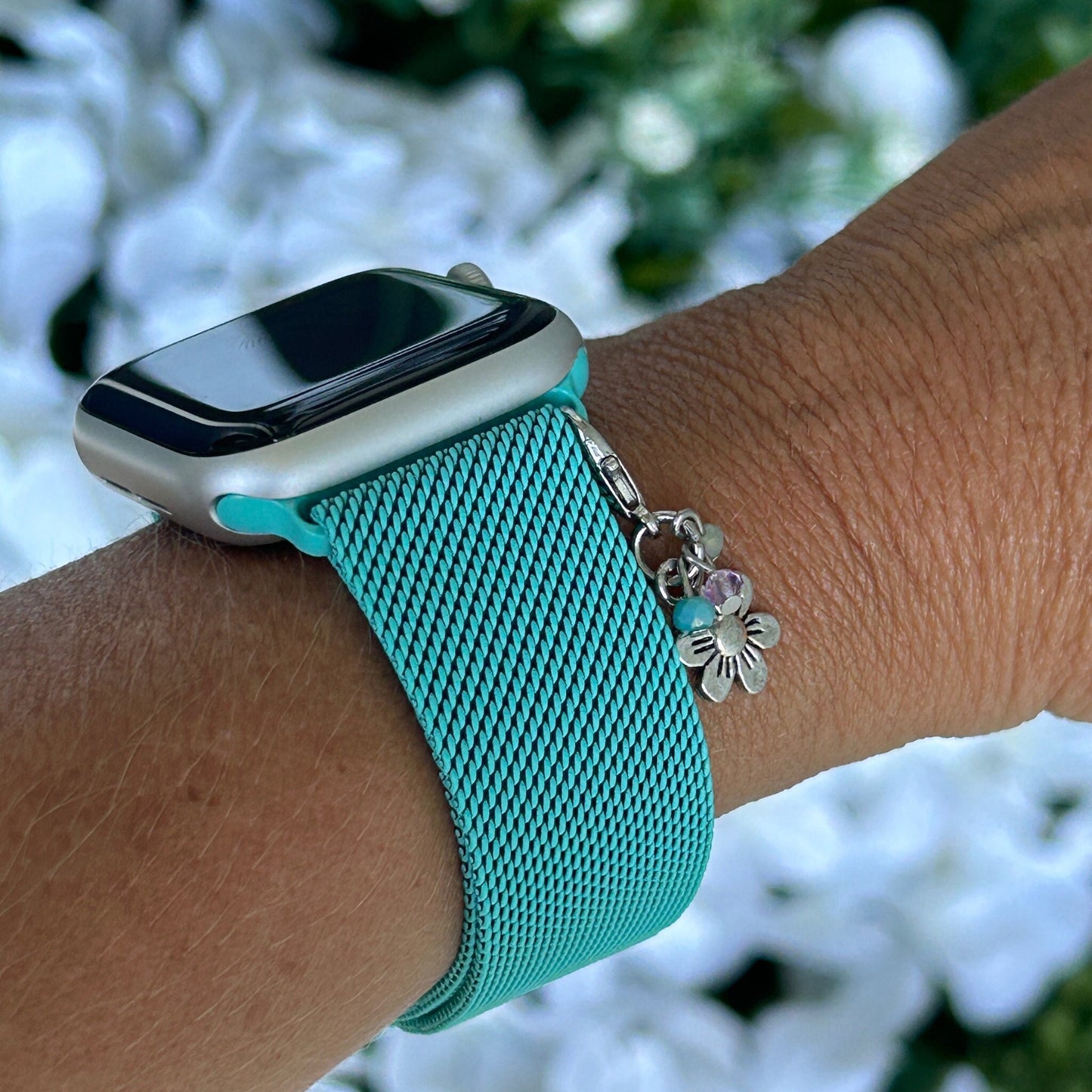 Sky Blue Milanese Style Watchband with Flower Charm Set for Apple Watch 38/40/41mm