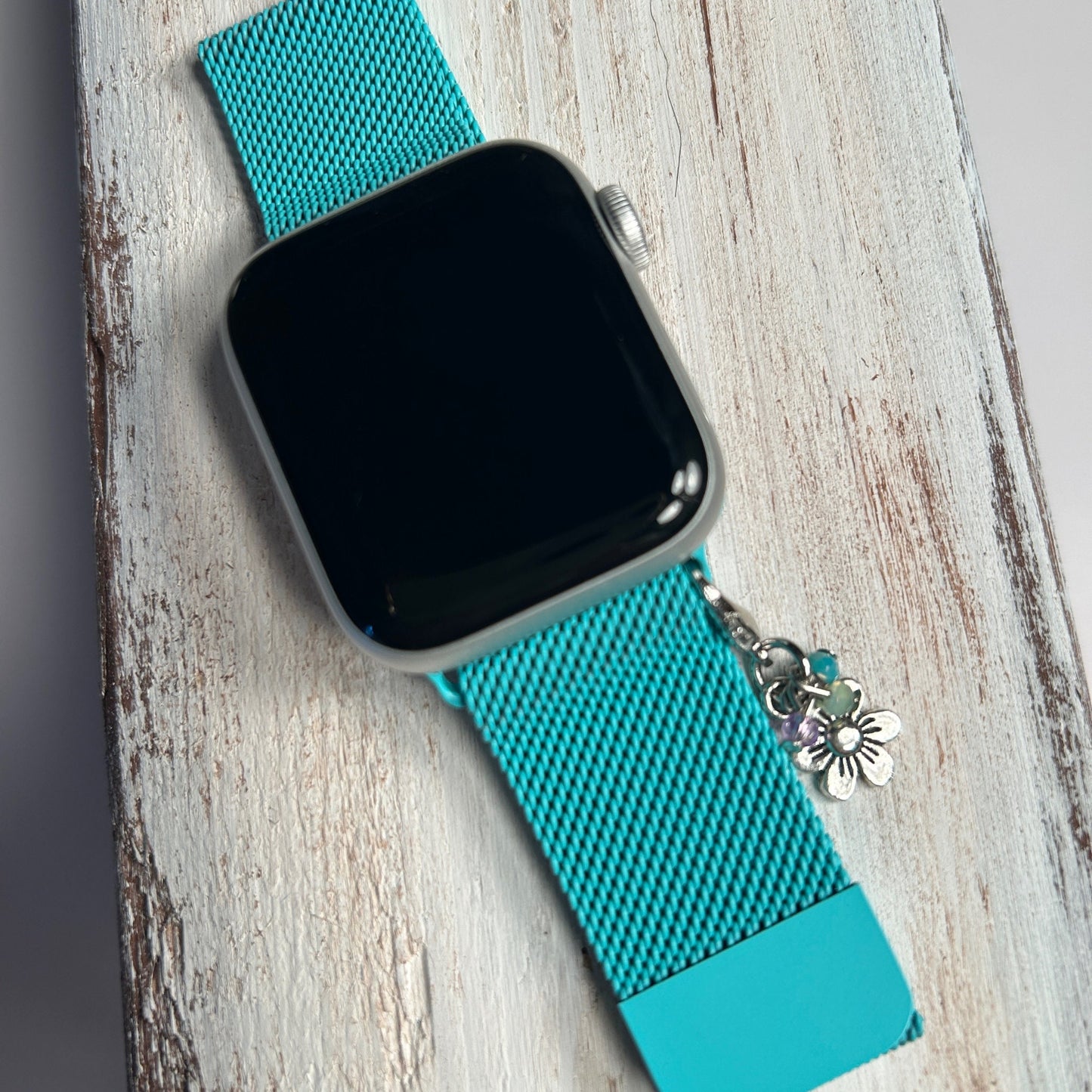 Sky Blue Milanese Style Watchband with Flower Charm Set for Apple Watch 38/40/41mm