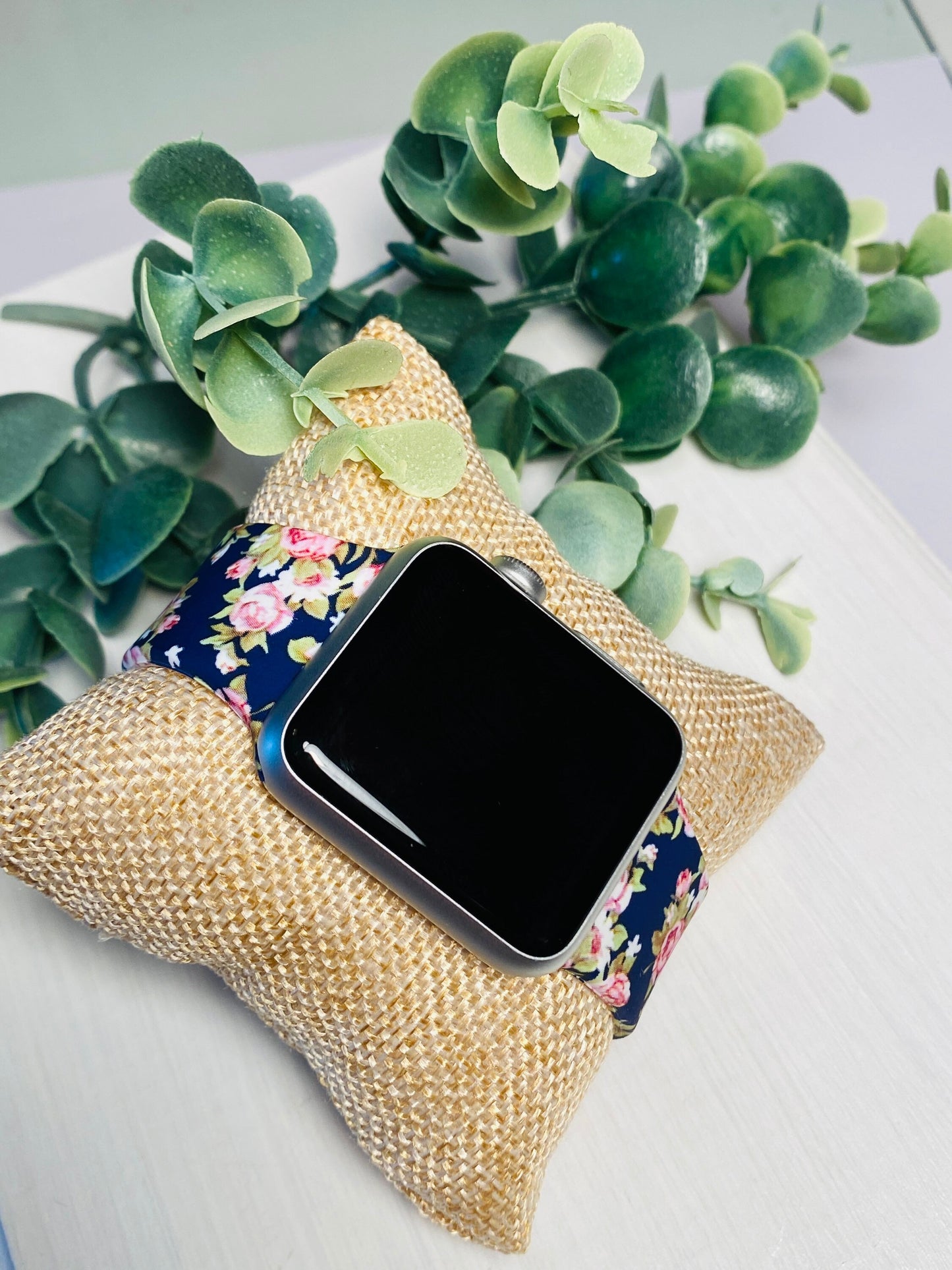 38/40/41mm Floral Watch Band, Compatible with Apple Watches, Apple Watch Series 1-7 Bands, Iwatch