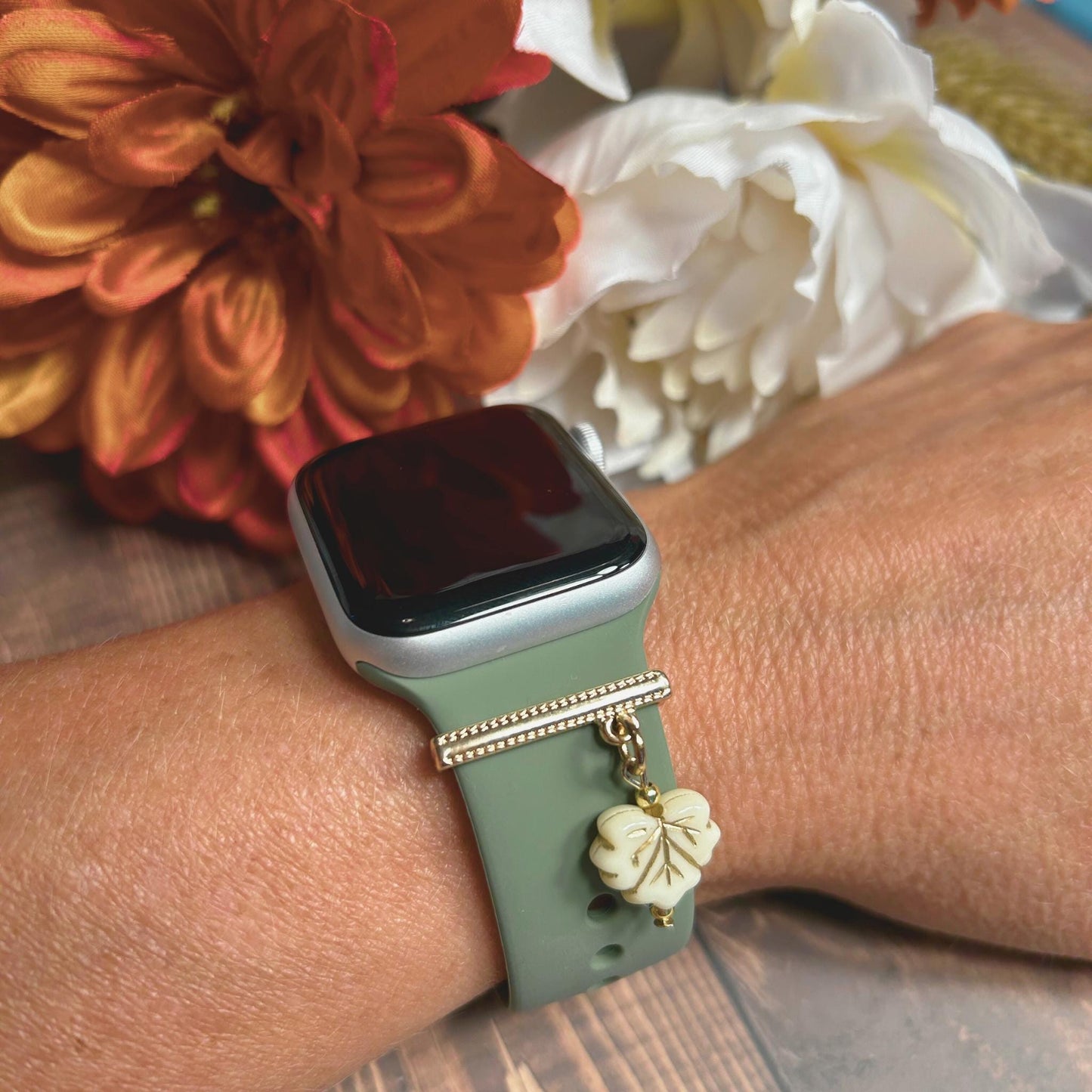 Fall Watch Band Charms, Watchband Studs, Bars, Apple Watch Charms, Fall Jewelry, Apple Watchbands, Fall Leaves